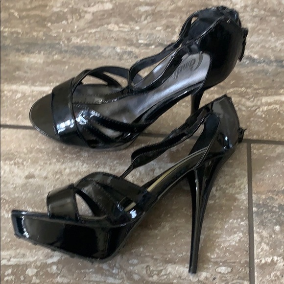 Candies Platform Patent Leather High Heels - Picture 4 of 8